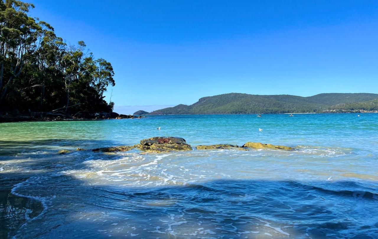 Lumeah Retreat Bruny Island Villa Adventure Bay Exteriör bild