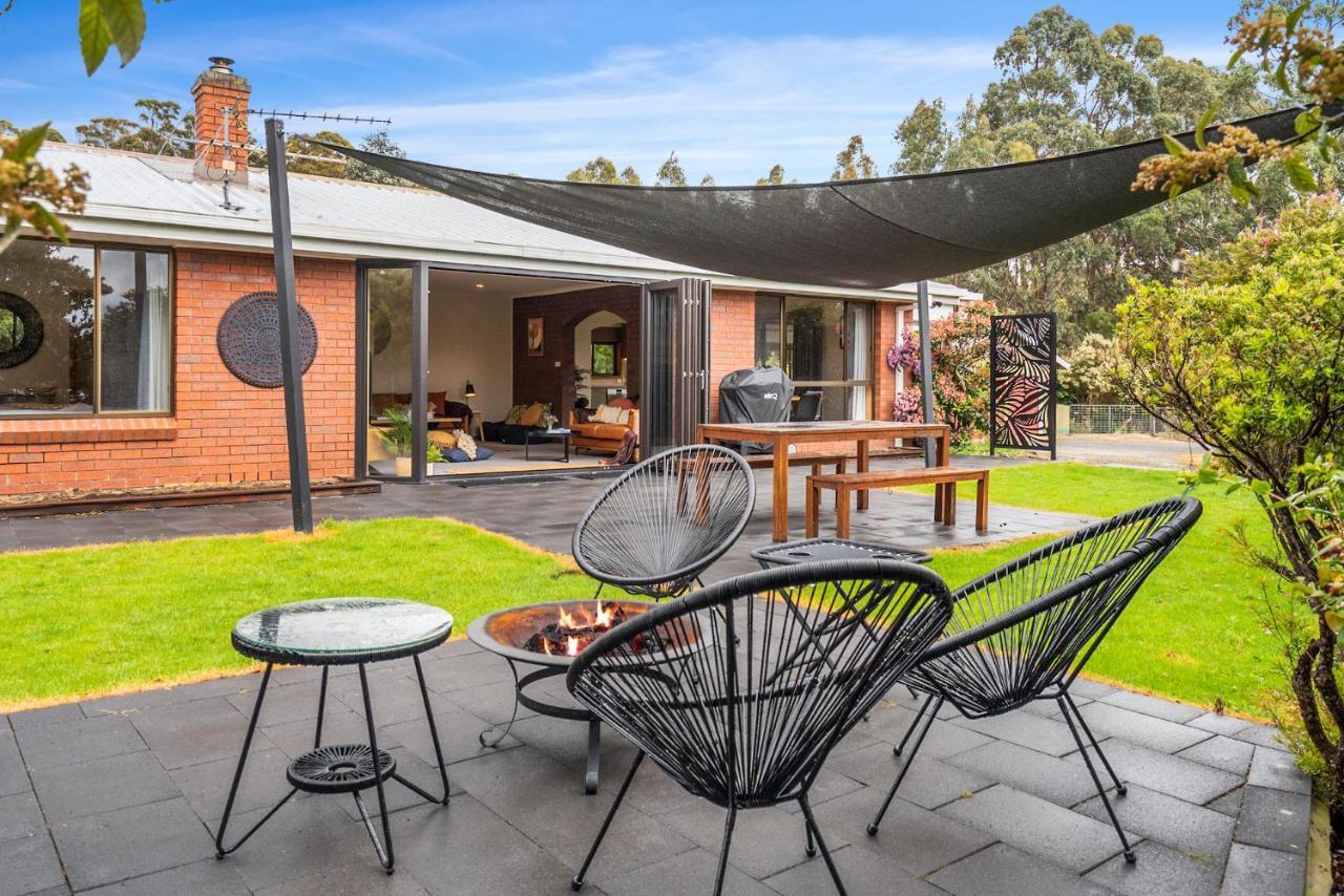 Lumeah Retreat Bruny Island Villa Adventure Bay Exteriör bild
