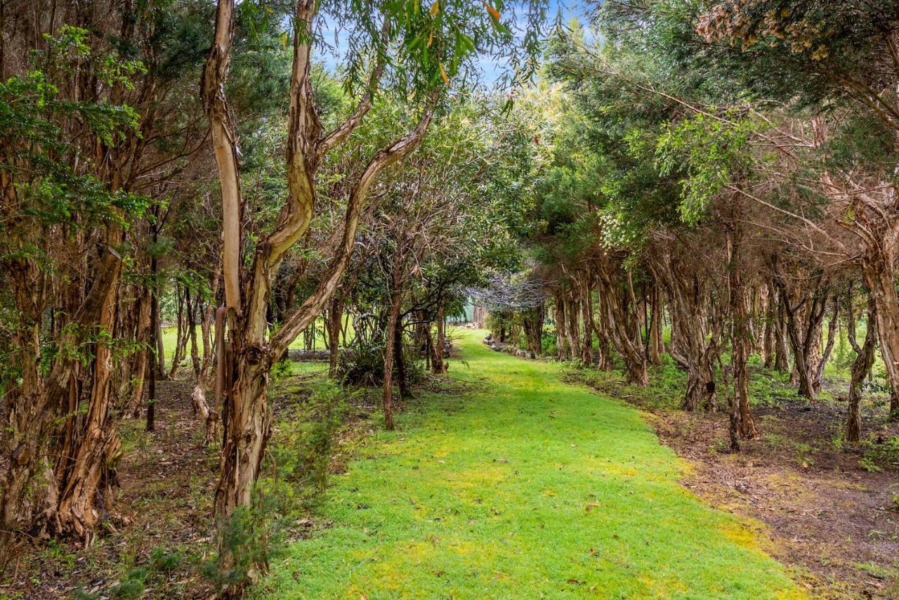 Lumeah Retreat Bruny Island Villa Adventure Bay Exteriör bild