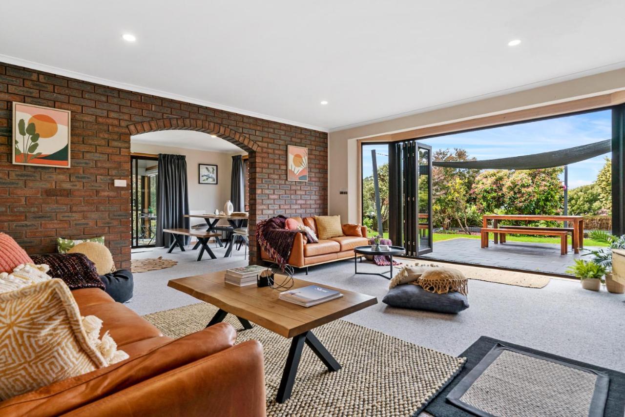 Lumeah Retreat Bruny Island Villa Adventure Bay Exteriör bild