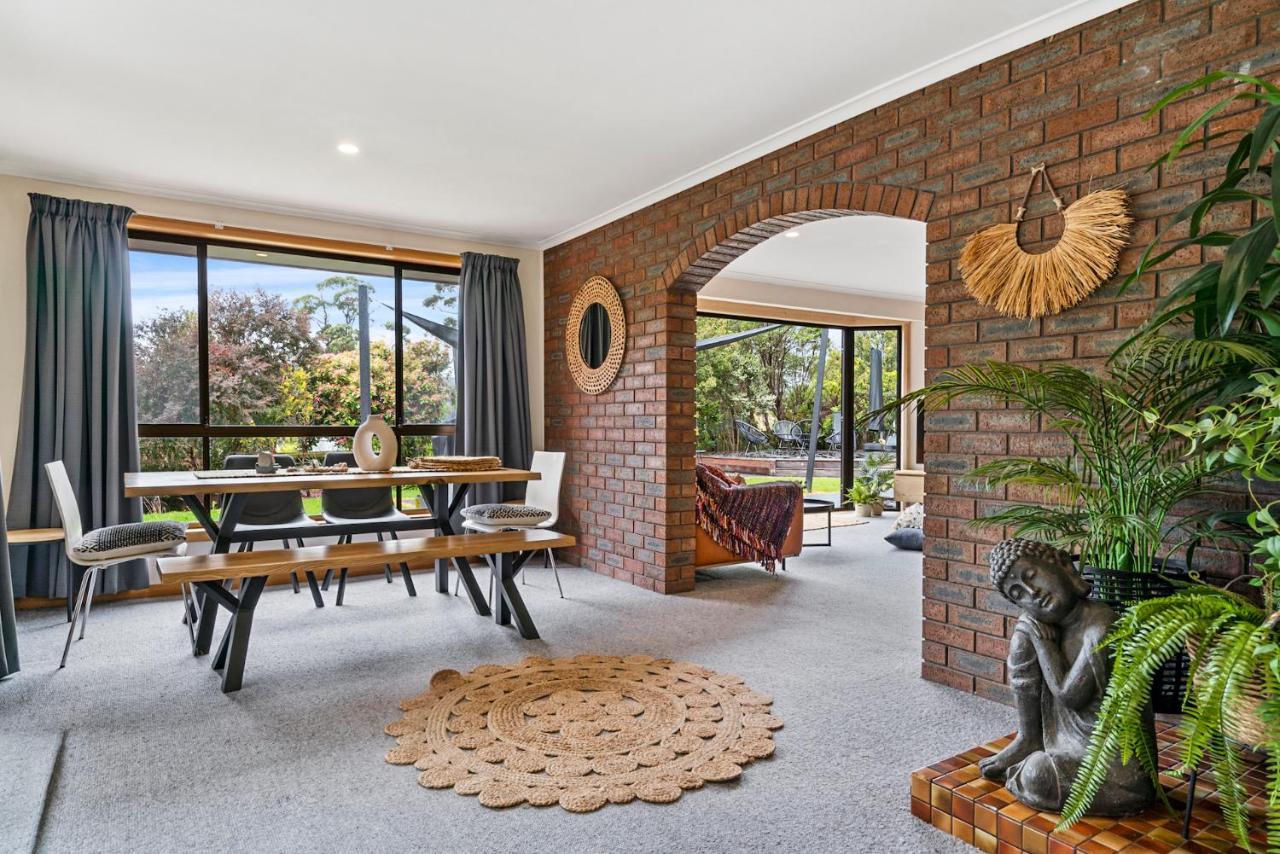 Lumeah Retreat Bruny Island Villa Adventure Bay Exteriör bild