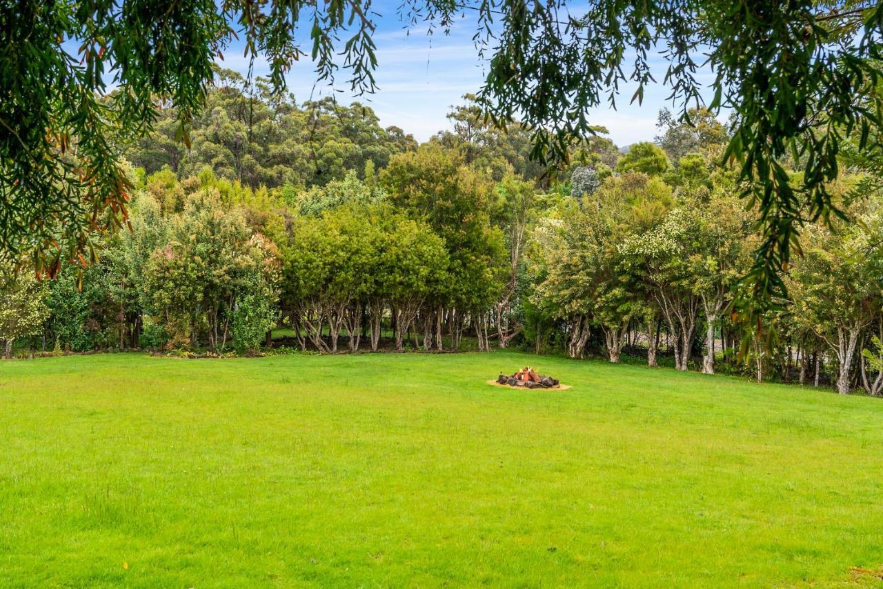 Lumeah Retreat Bruny Island Villa Adventure Bay Exteriör bild